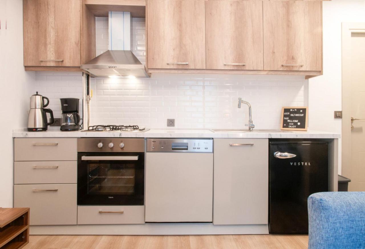 דירות איסטמבול Delightful Flat 500 M To Uskudar Ferry Station מראה חיצוני תמונה